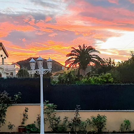 Chalet Vacacional Con Piscina Privada Y Barbacoa Tarragona Esterno foto