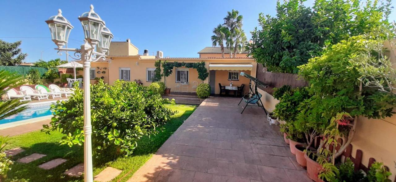 Chalet Vacacional Con Piscina Privada Y Barbacoa Tarragona Esterno foto