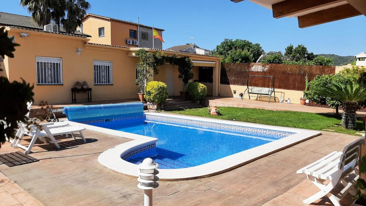 Chalet Vacacional Con Piscina Privada Y Barbacoa Tarragona Esterno foto