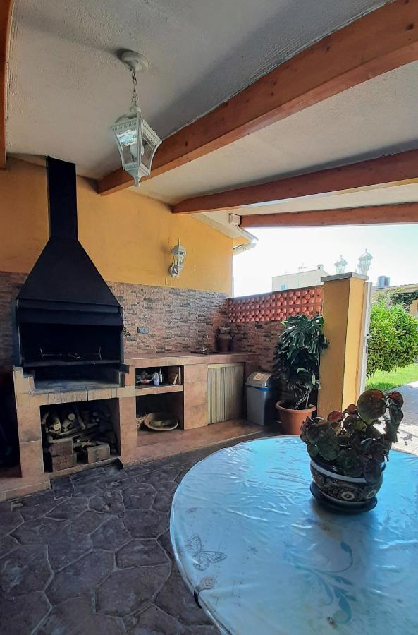 Chalet Vacacional Con Piscina Privada Y Barbacoa Tarragona Esterno foto