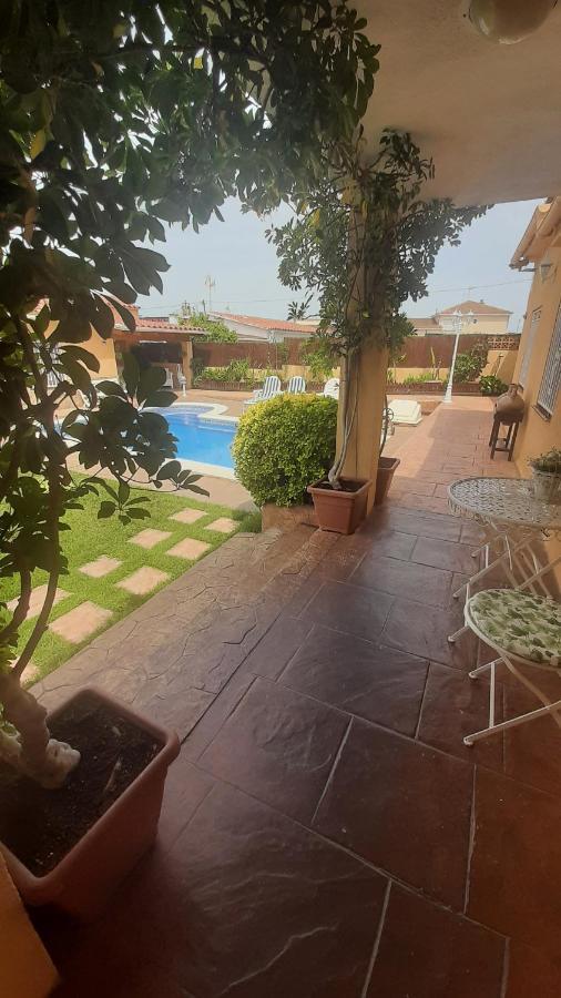 Chalet Vacacional Con Piscina Privada Y Barbacoa Tarragona Esterno foto