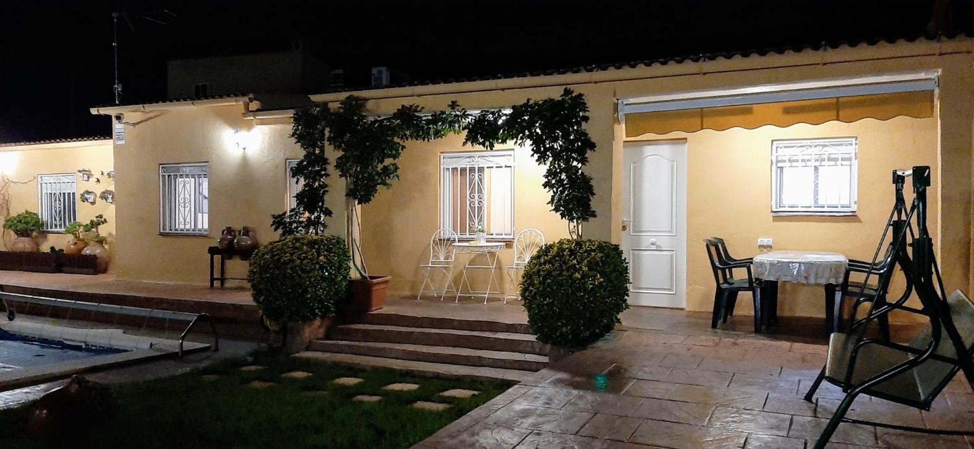 Chalet Vacacional Con Piscina Privada Y Barbacoa Tarragona Esterno foto